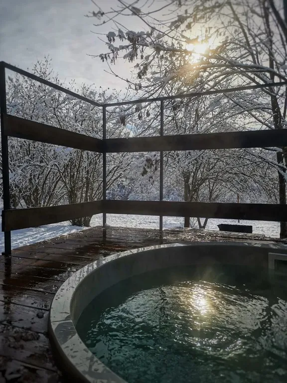 Глэмпинг "Грушöвая вода"