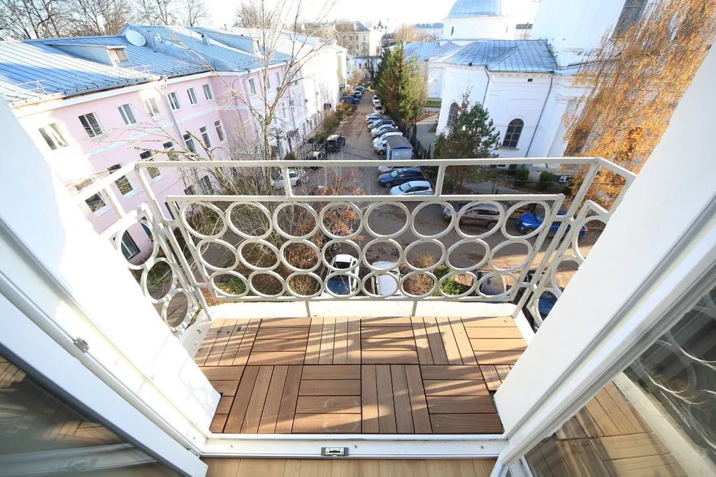 Квартира NiceAparts - стильная квартира в центре с видом на Казанский собор — Ярославль