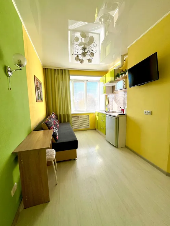 Студия возле авто и жд вокзалов