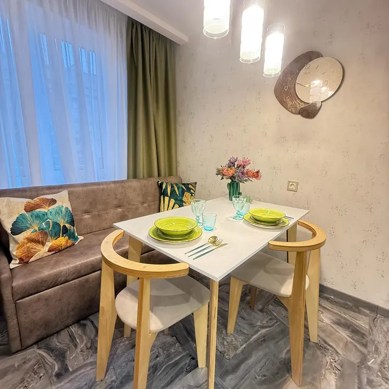 Новая квартира, со стильным интерьером, рядом с канатной дорогой