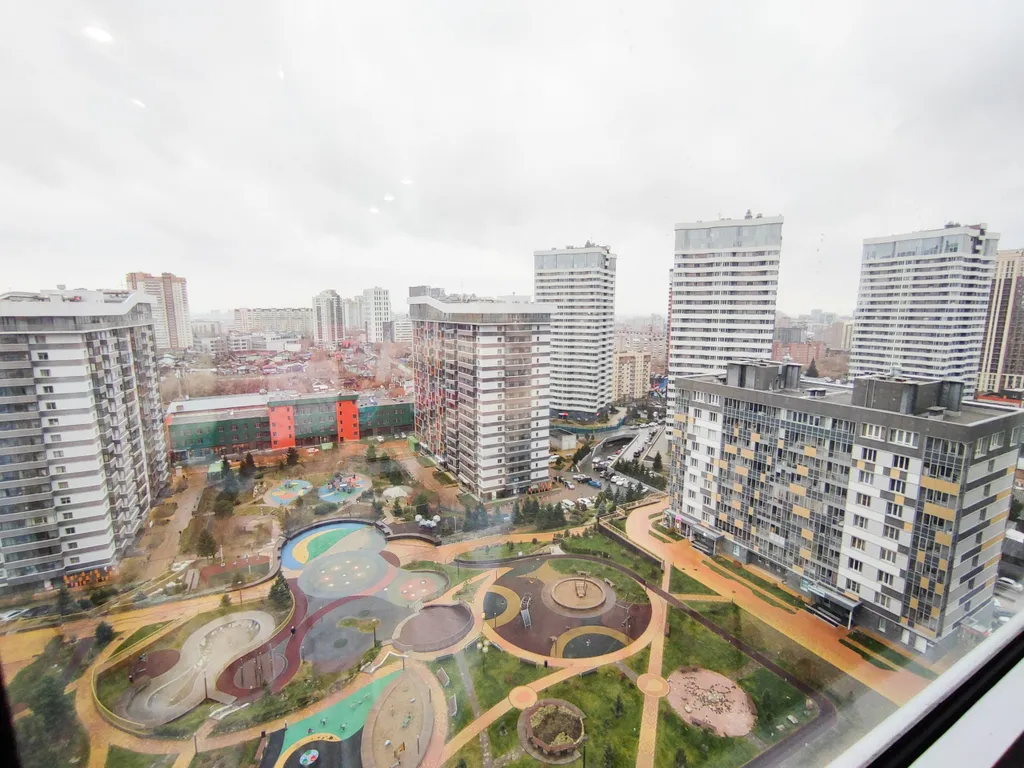 Квартира Квартира Трехкомнатная студия в ЖК "Оазис" — Новосибирск