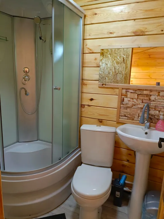 Удачный дворик с видом на горы