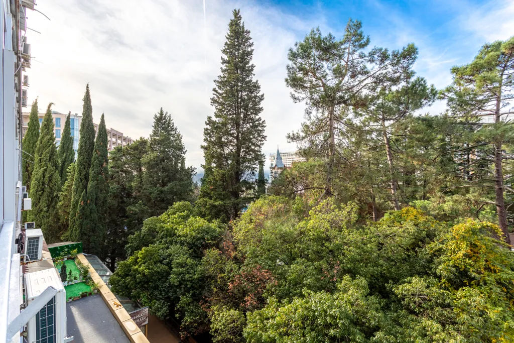 Очень теплый апартамент с открытым балконом, кухней, парковкой