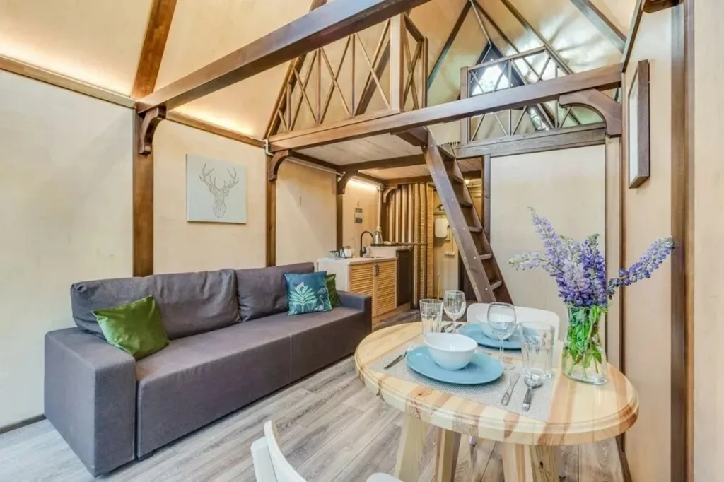 Коттедж Коттедж Шале у Леса — Луга