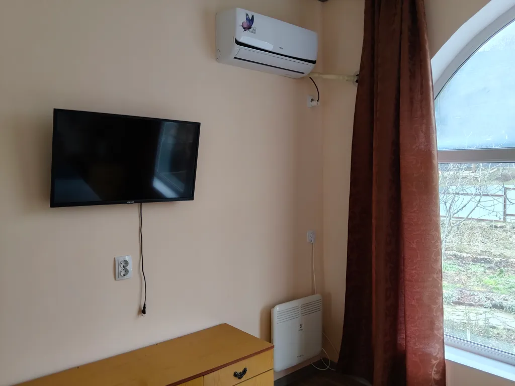 Небольшая уютная квартирка на земле