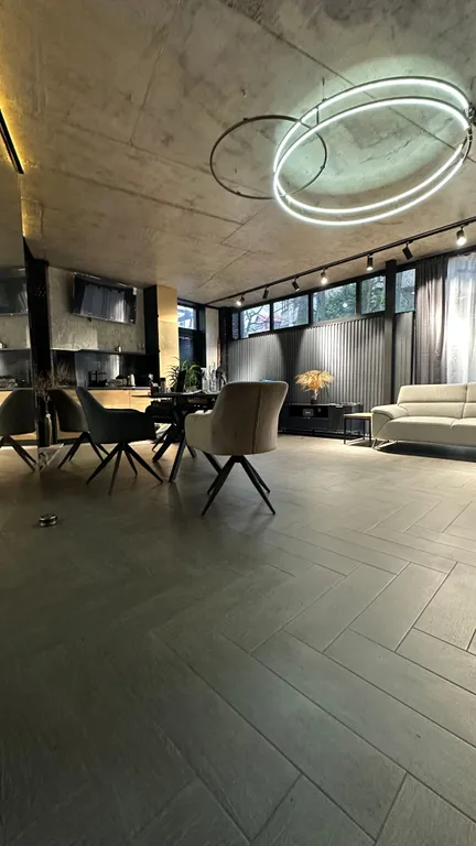 Отдельно стоящие апартаменты с придомовой территорией