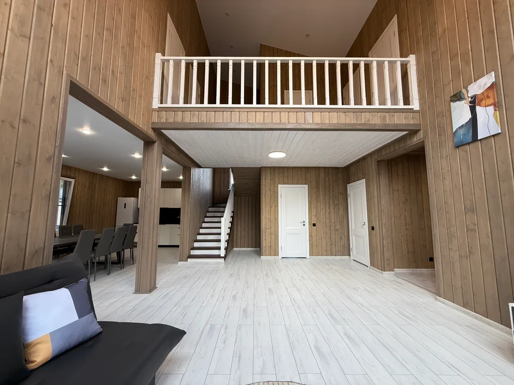 Двухэтажный дом