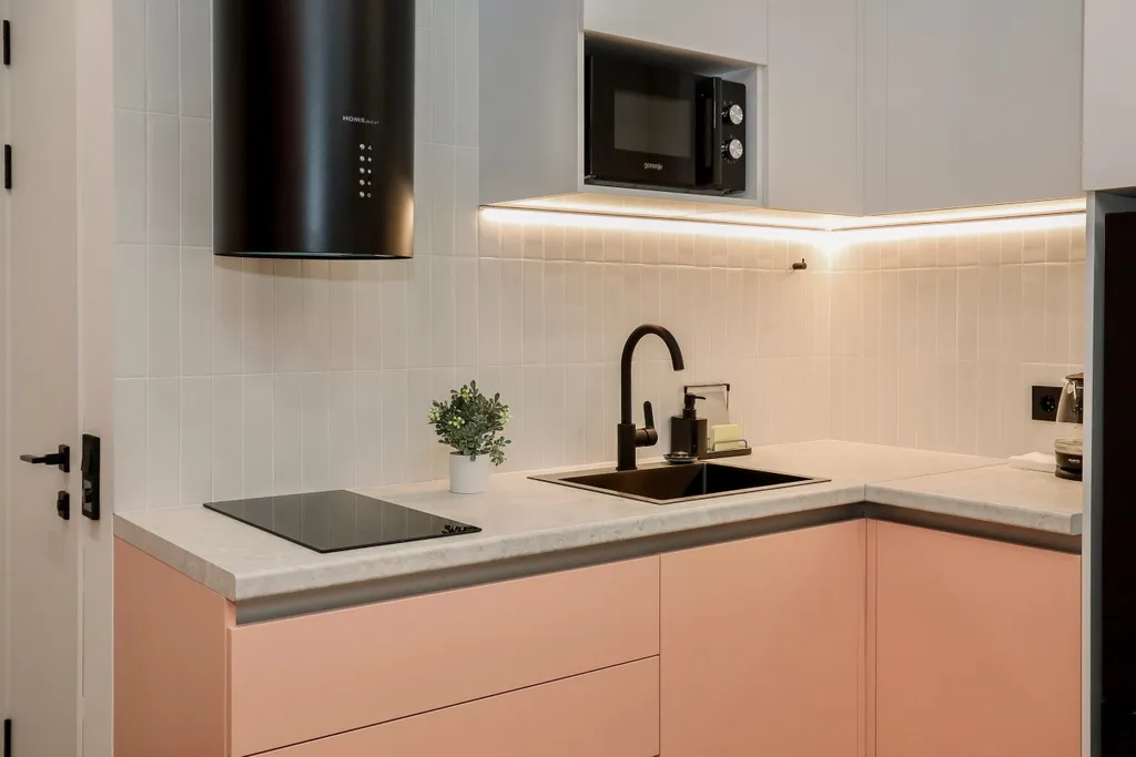 Дизайнерская студия премиум-класса c великoлепным видом для двоиx