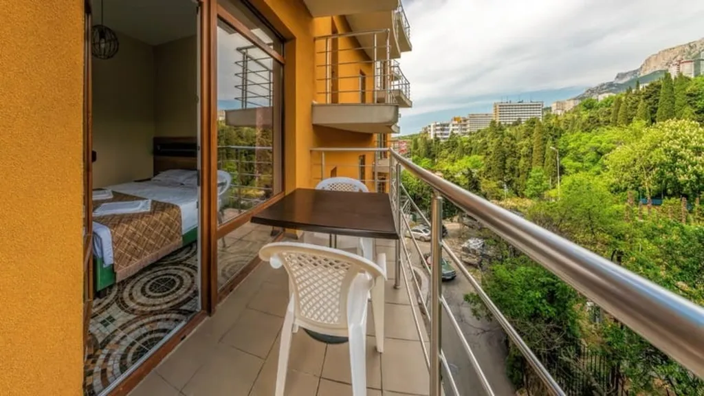 Люкс с видом на Ай-Петри