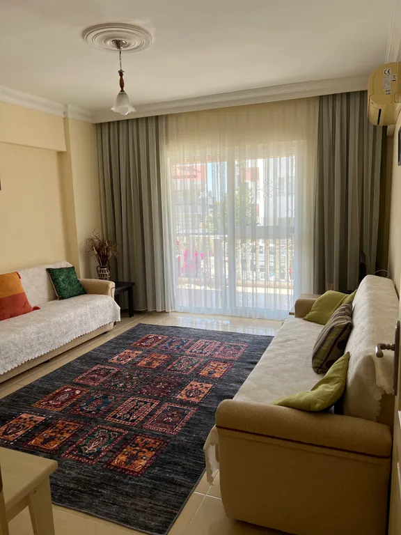 Уютная квартира в небольшом жилом комплексе с бассейном