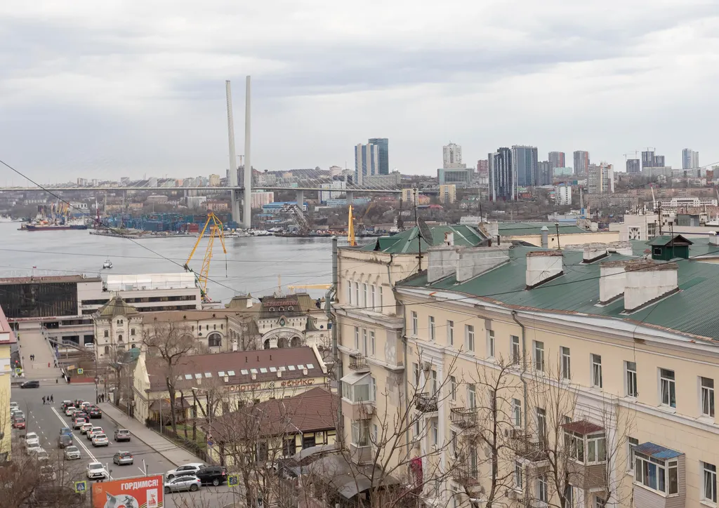 Уютная 3-комнатная квартира в центре с видом на море