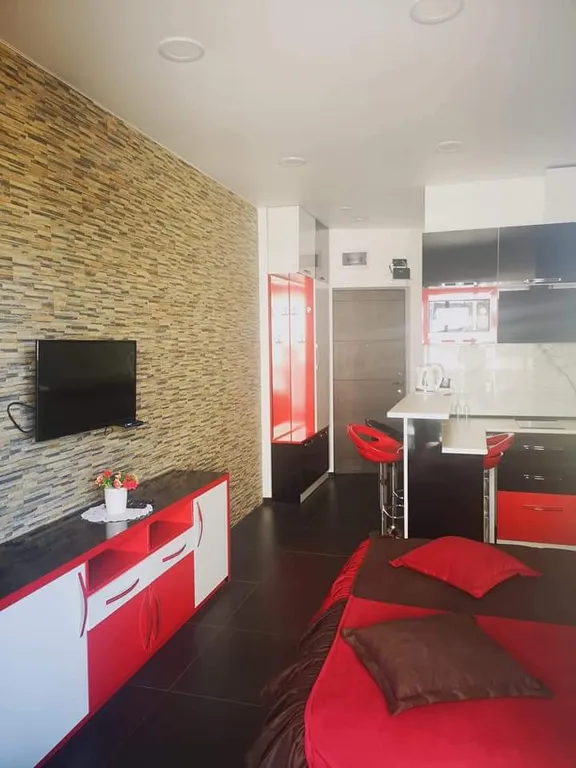 Next orange apart hotel