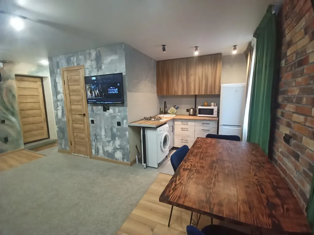 Отличная квартира возле жд вокзала и авиацентра