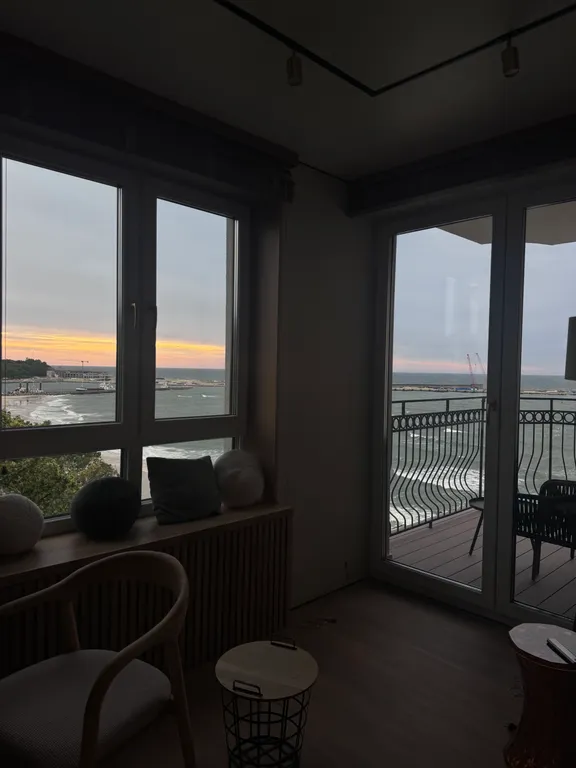 Квартира с видом на море на первой линии — аренда посуточно в Пионерский