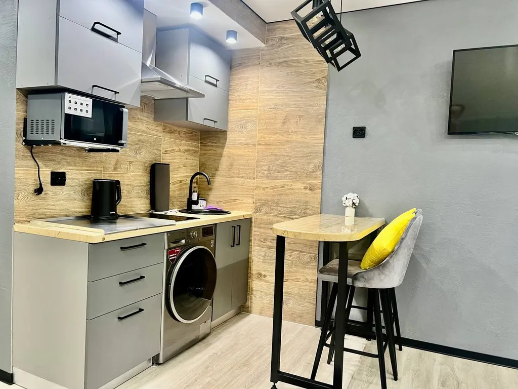 Новая современная студия в центре