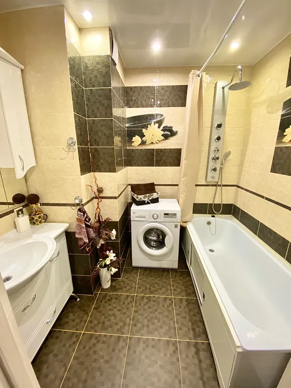 Большая квартира класса люкс с дизайнерским ремонтом