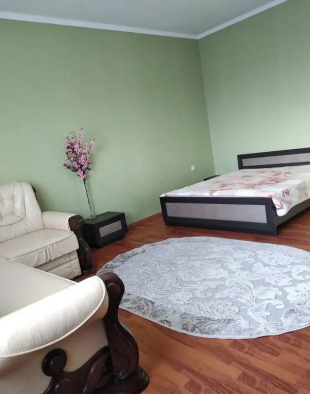 8-комнатный Дом