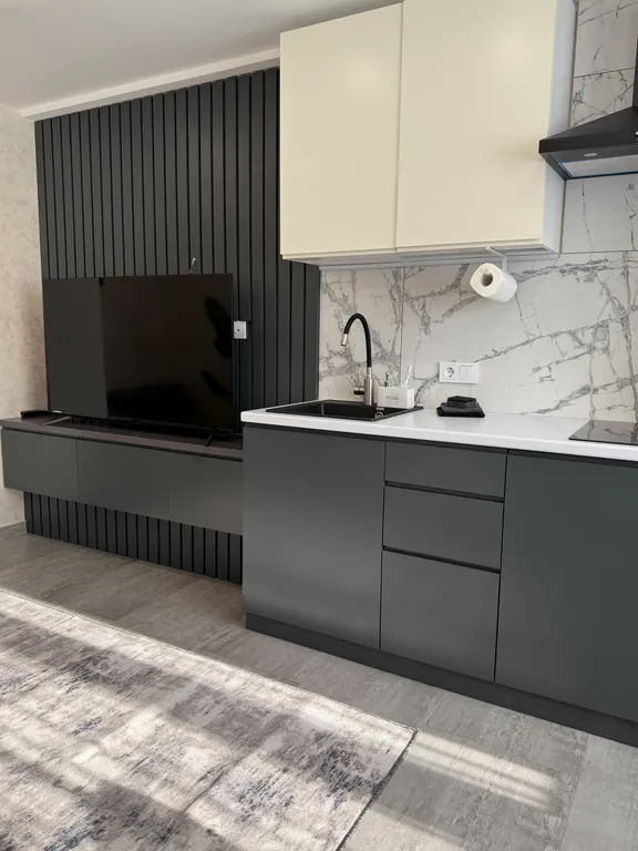 Дизайнерская квартира в центре курортной зоны