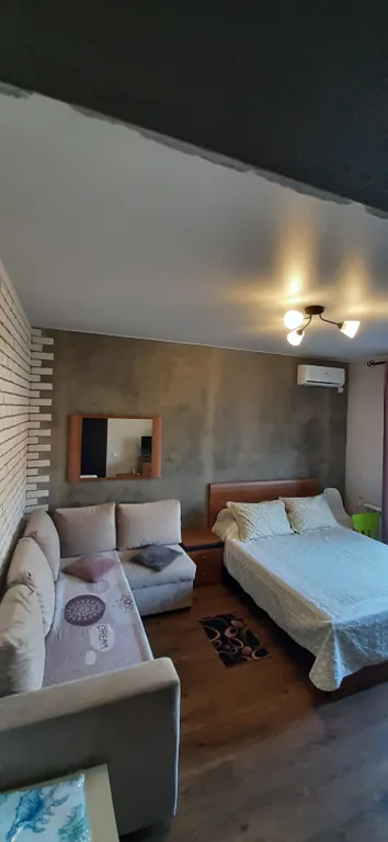 Коттедж Частный Дом — Кучугуры