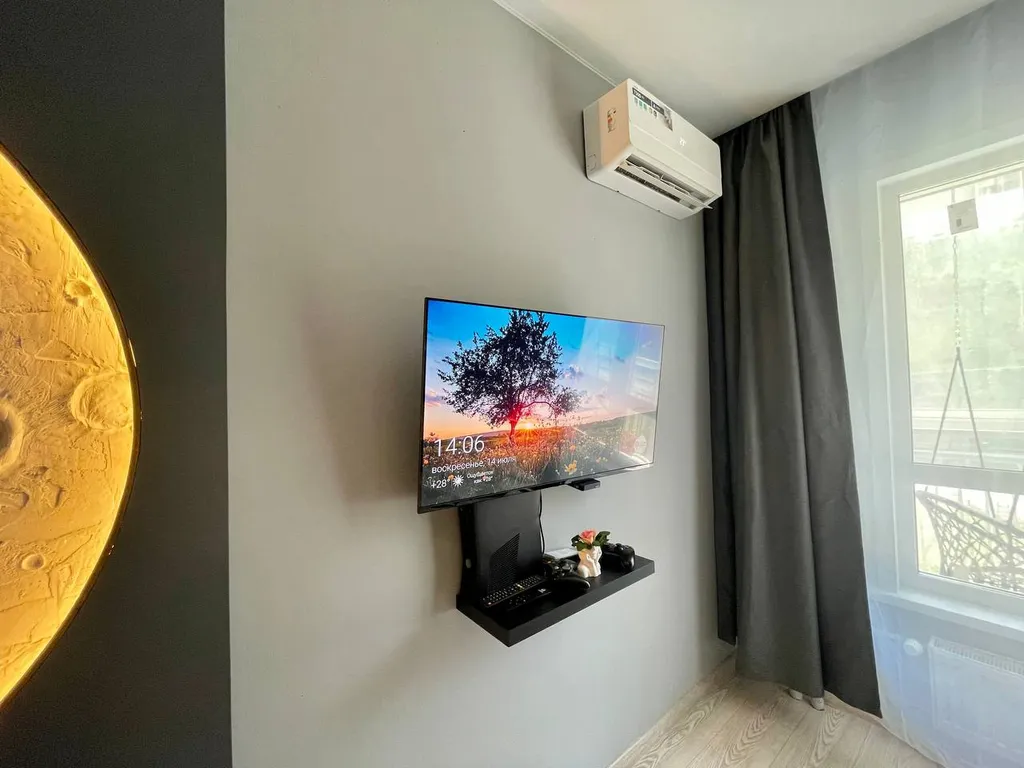 Апартаменты в стиле Космос напротив Московской площади