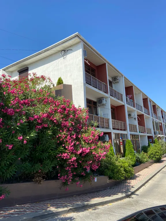 Квартира-студия новая с удобствами, Имеретинский курорт