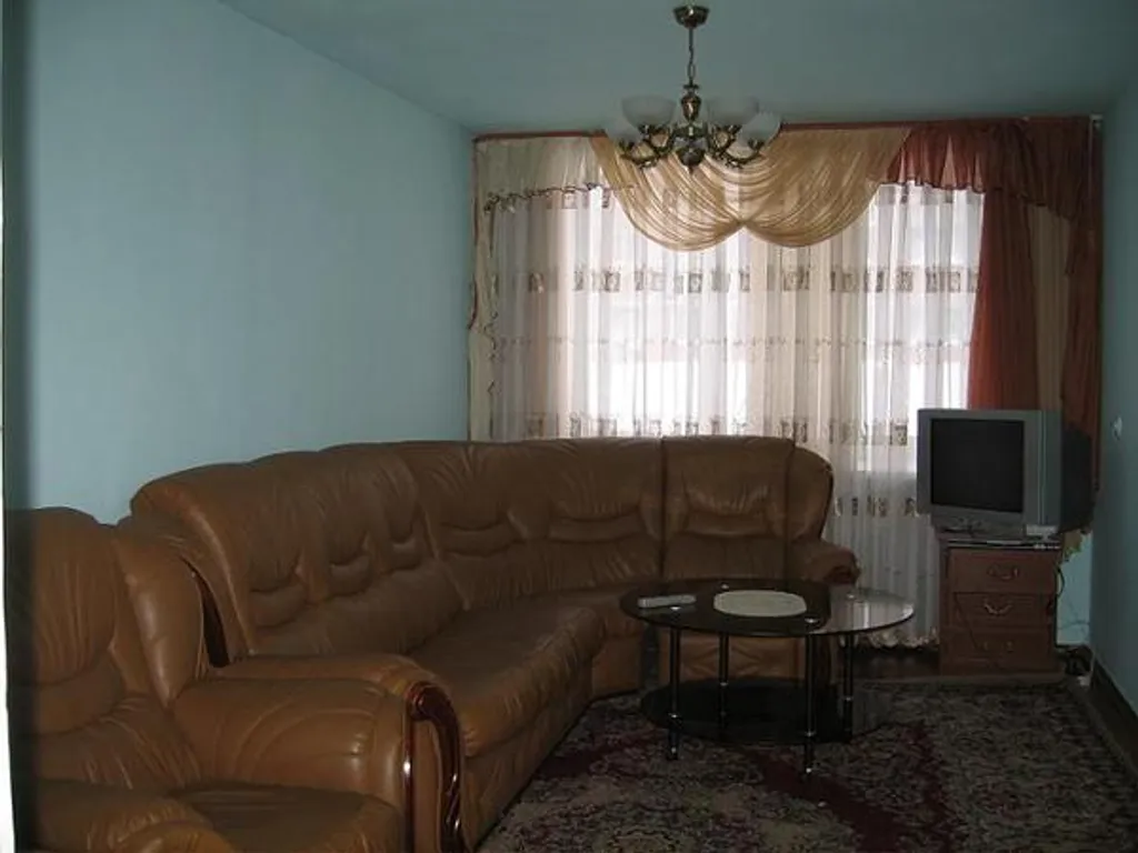 Уютная теплая квартира в центре поселка