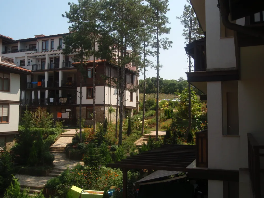 Трехкомнатный люкс в соснах у моря в Санта Марина