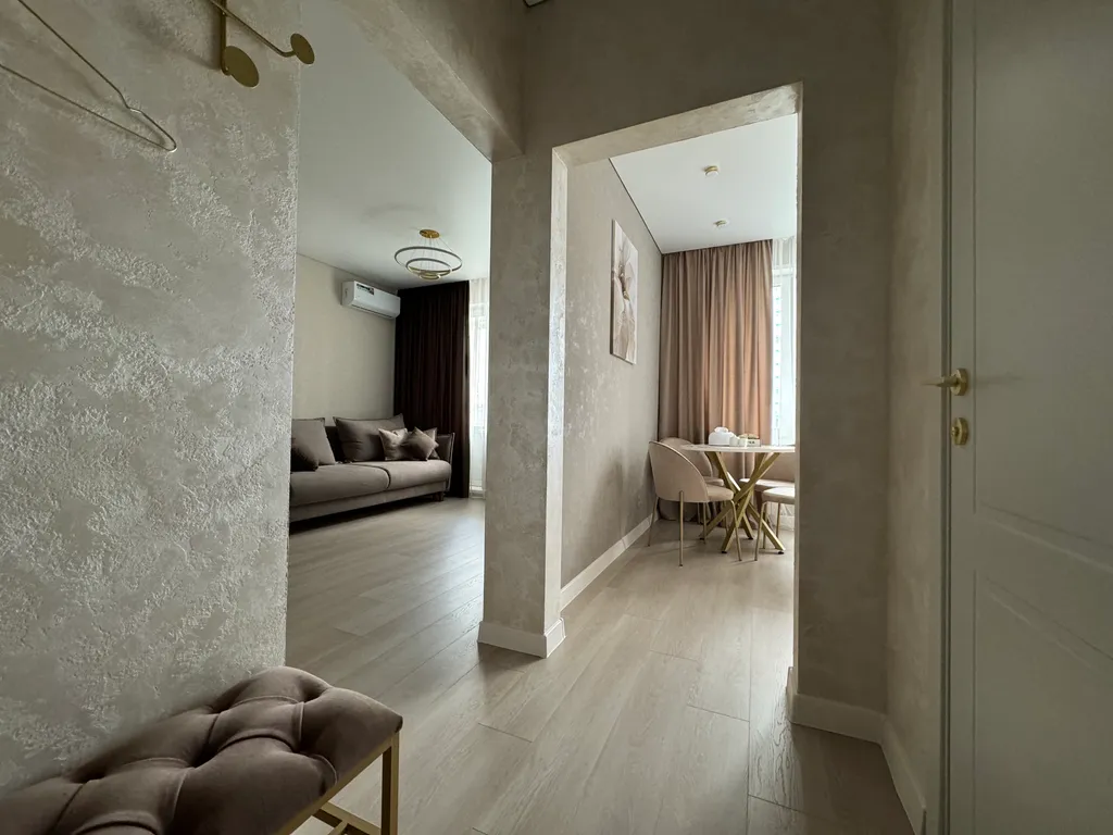 Новая дизайнерская квартира на берегу реки ЖК Белые росы