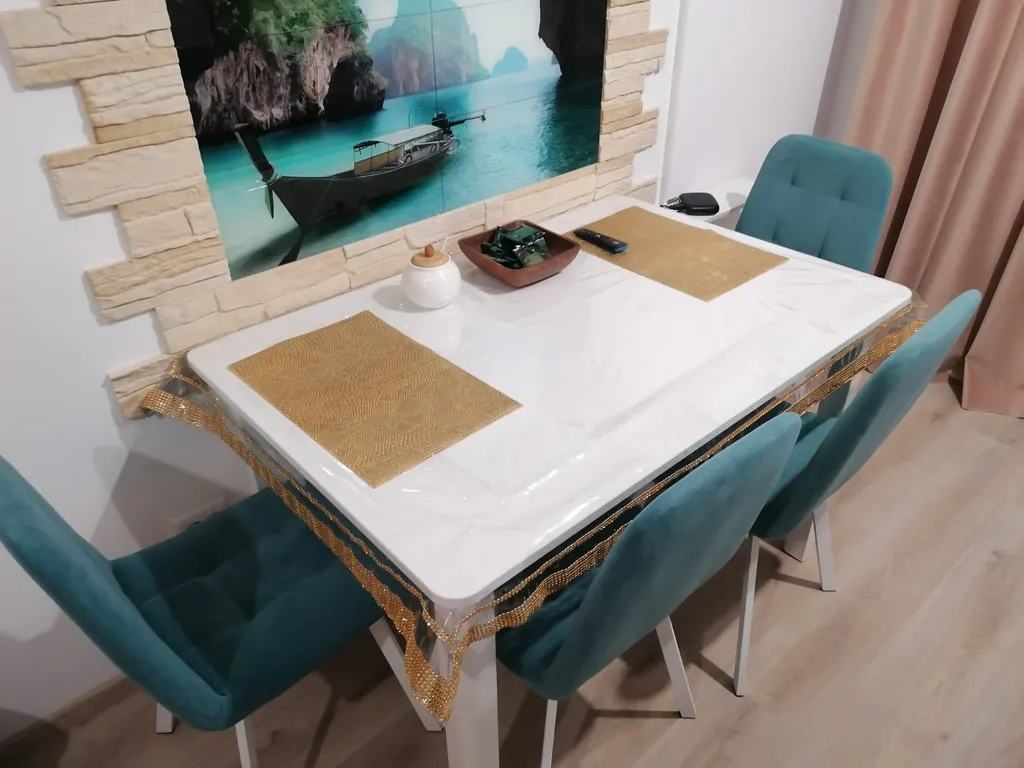 Апартаменты с террасой и камином в лесу рядом с Финским заливом