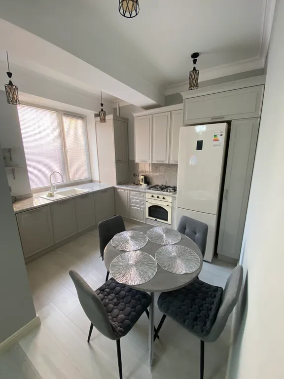 Квартира с хорошим ремонтом в 10 минутах ходьбы от пляжа Лагуна