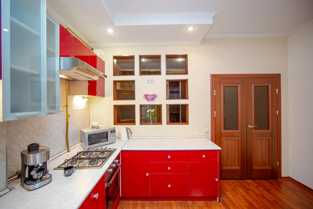 4BR Apartment next to St Isaak Cathedral