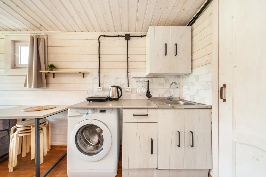 Домик на двоих с панорамным окном №2