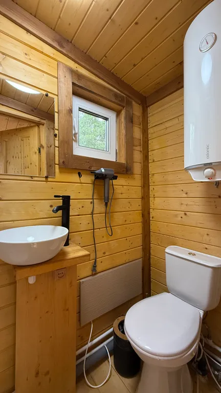 Уютный домик для двоих рядом с Белой