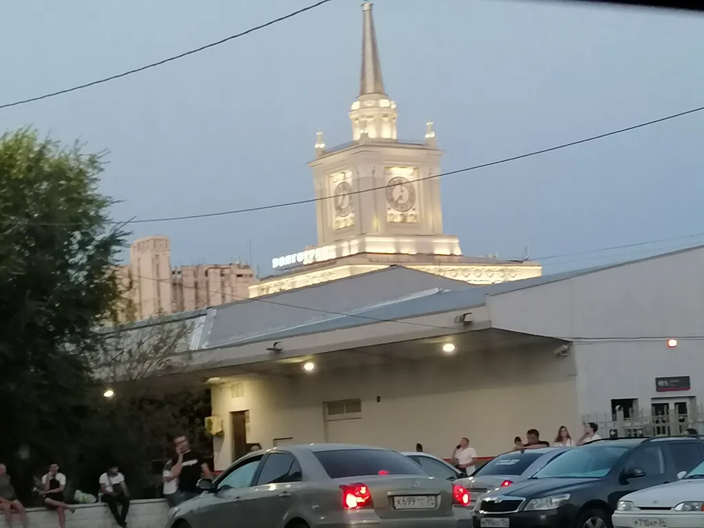 Квартира Апартаменты в самом центре города рядом с жд вокзалом — Волгоград