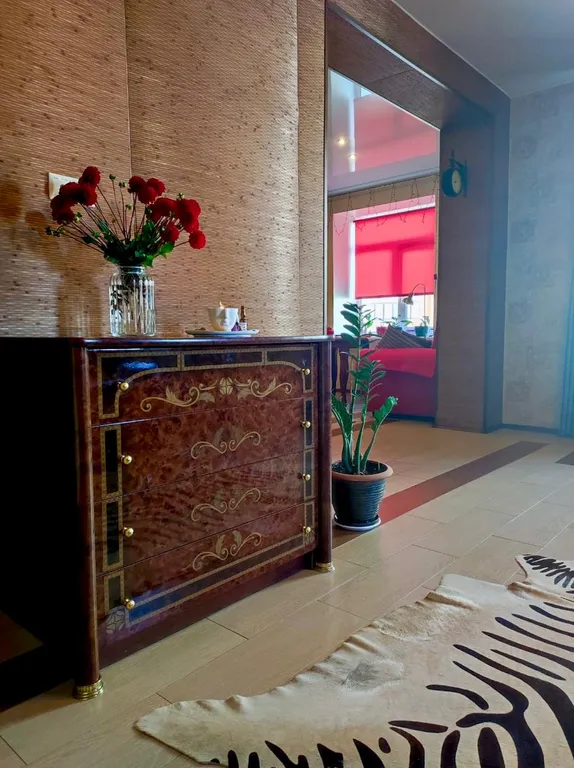 Однушка на Золотой Набережной