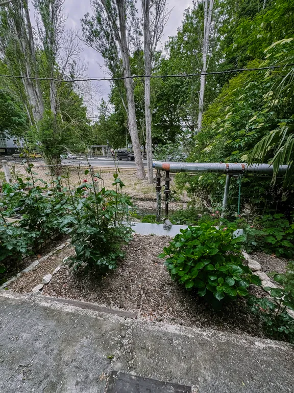 Уютная квартира в тихом районе, всего в 5 минутах ходьбы от моря