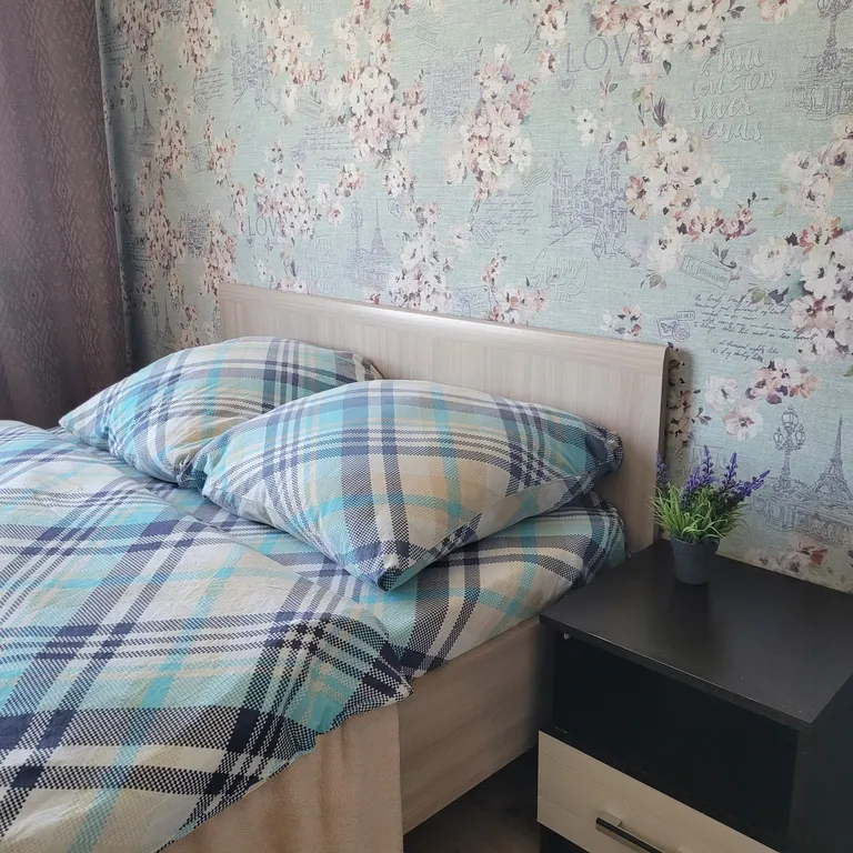 Уютная квартира с раздельными комнатами в центре