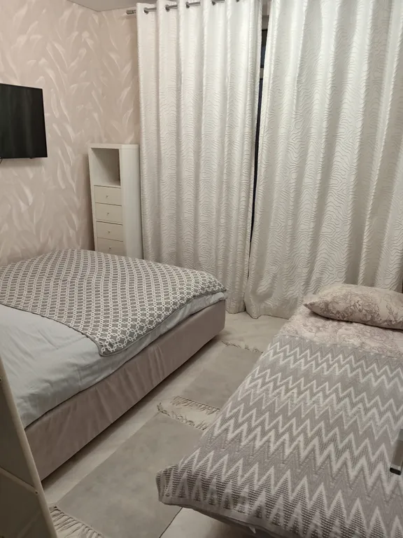 Квартира у озера