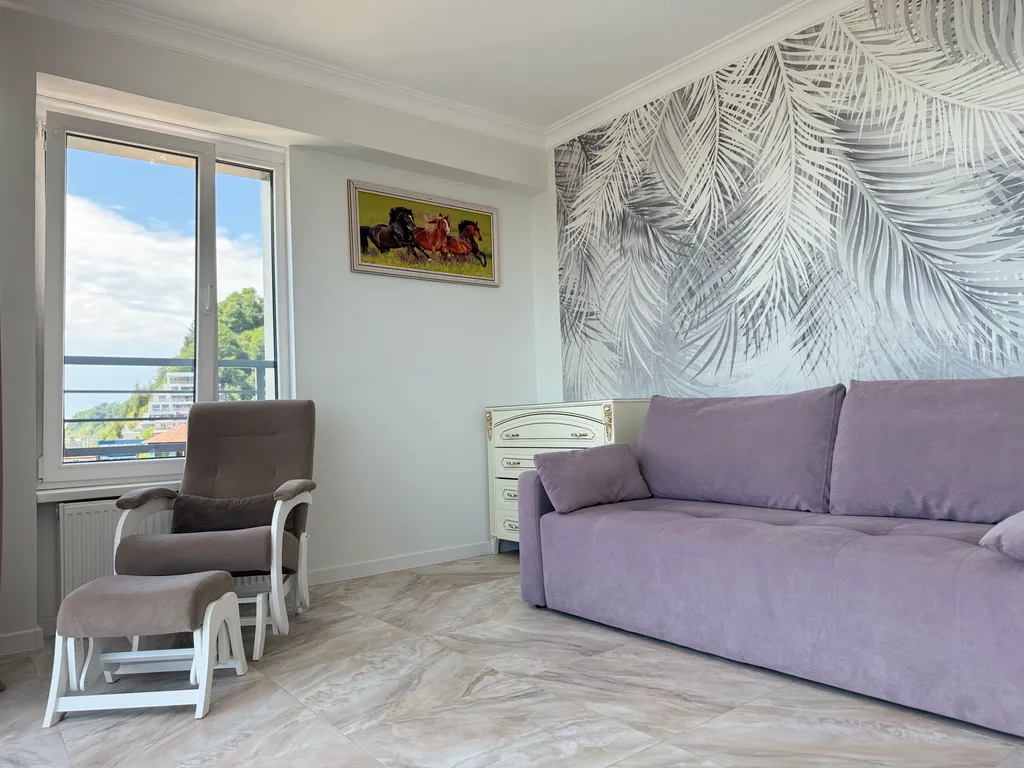 Двухкомнатная квартира с прямым видом на море