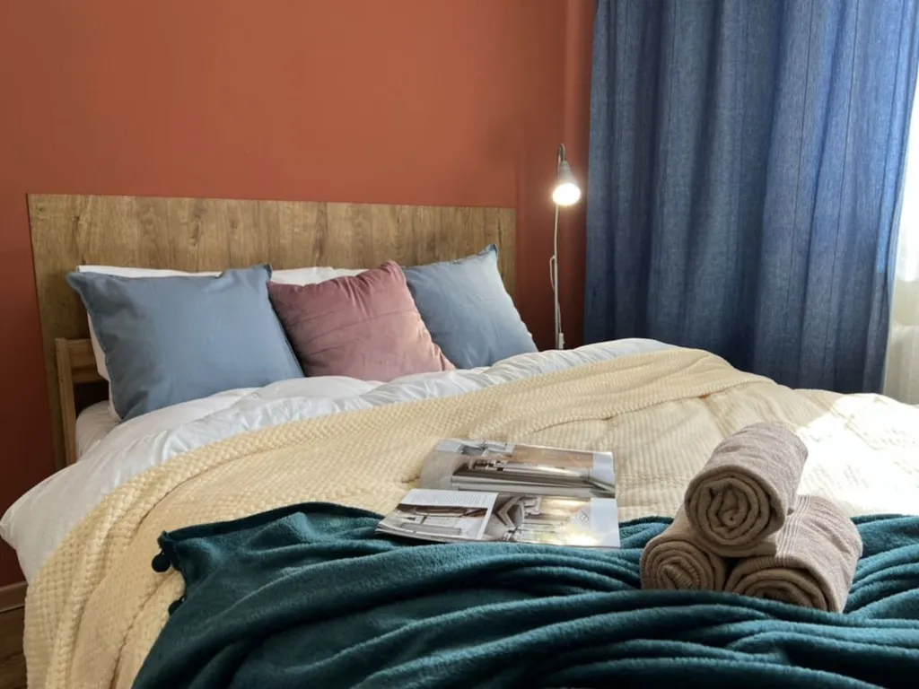 Квартира Комфортная студия для проживания двоих гостей около метро — аренда посуточно в Новосибирск