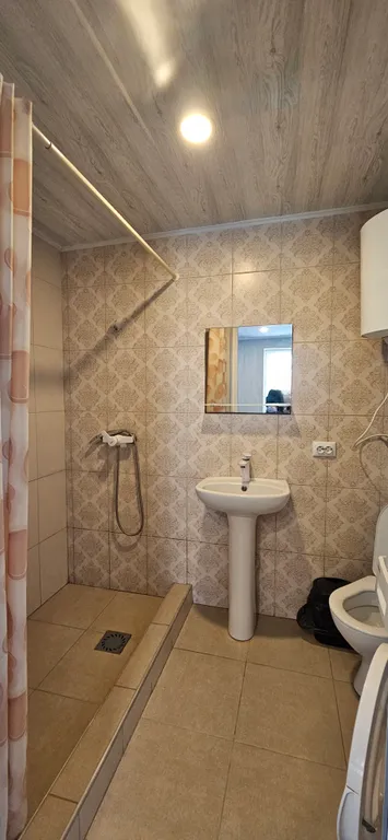 Номера лофт, на территории бассейн