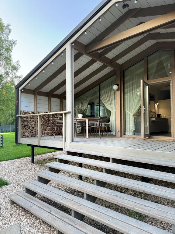 Уютный загородный дом в тишине