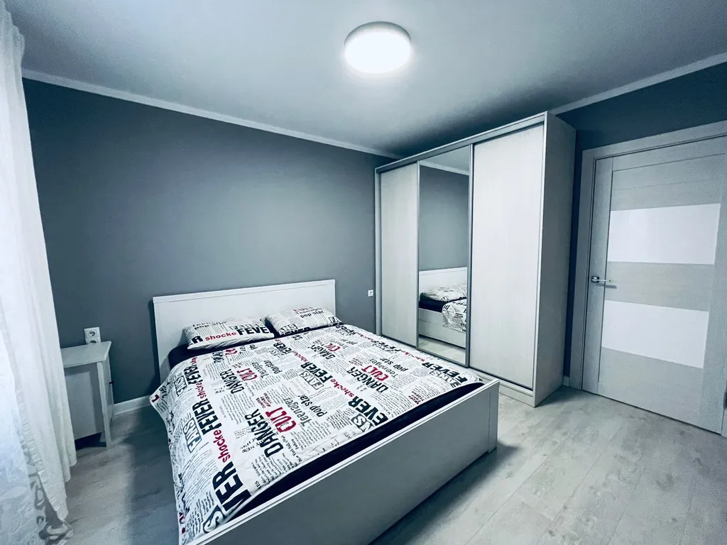 Просторная квартира формата 1+ в ЖК — аренда посуточно в Тюмень