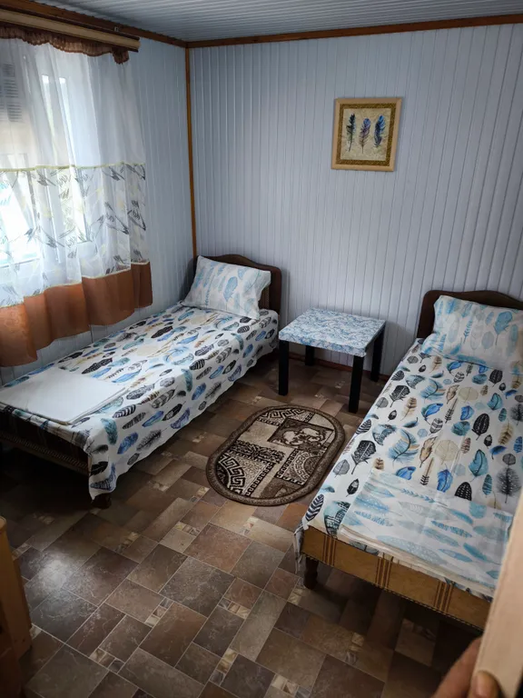 Квартира Шестиместный номер на берегу моря — аренда посуточно в Голубицкая