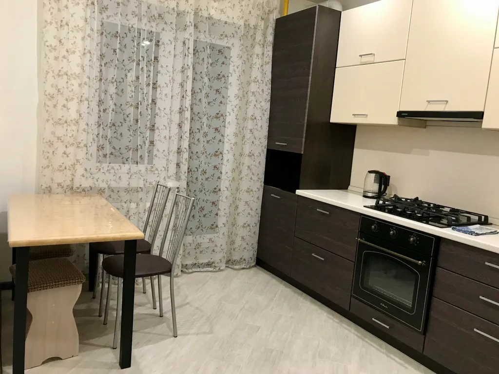 Уютная светлая однушка с панорамным видом рядом с Онкодиспансером