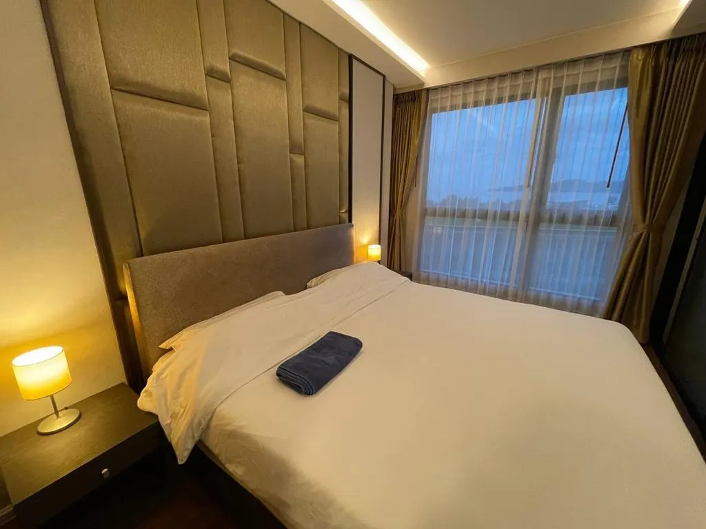 Апартаменты с видом на море в Panora Mida