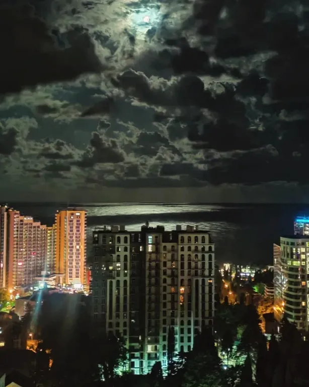 Современные апартаменты с уникальной крышей и потрясающими видами