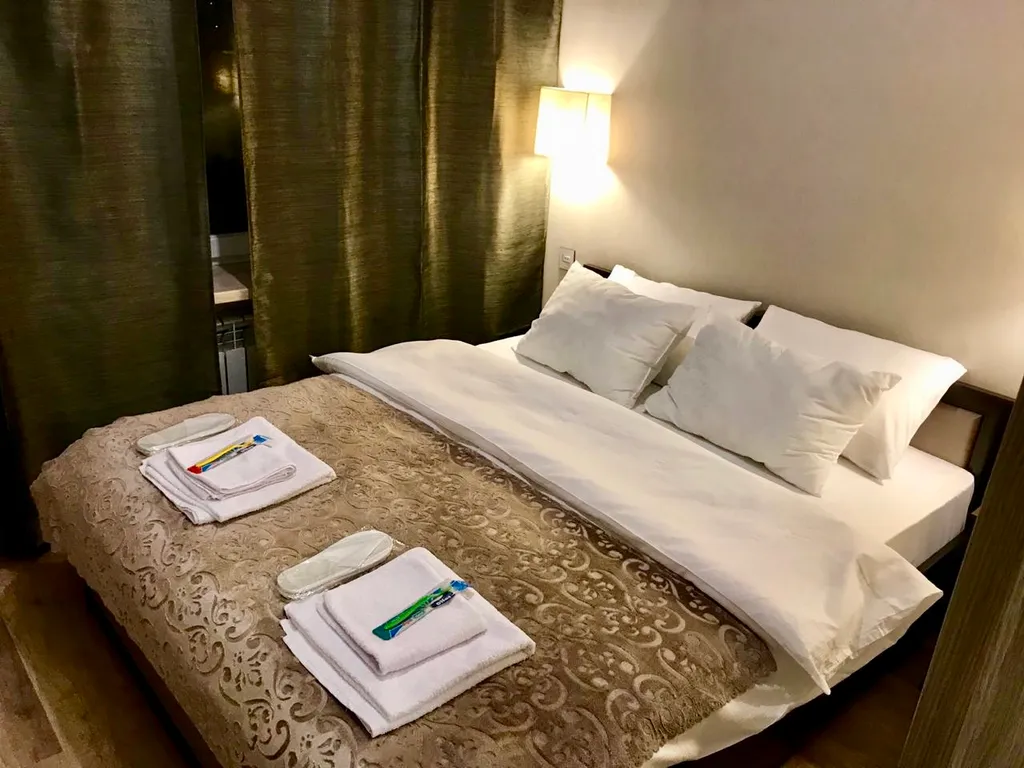 Panoramic Apartments в центре Баку Вид на Flame Towers F1 Track