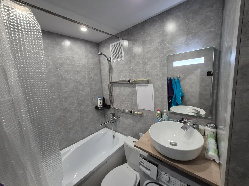 1-тная квартира в центре, рядом жд и авто -вокзалы