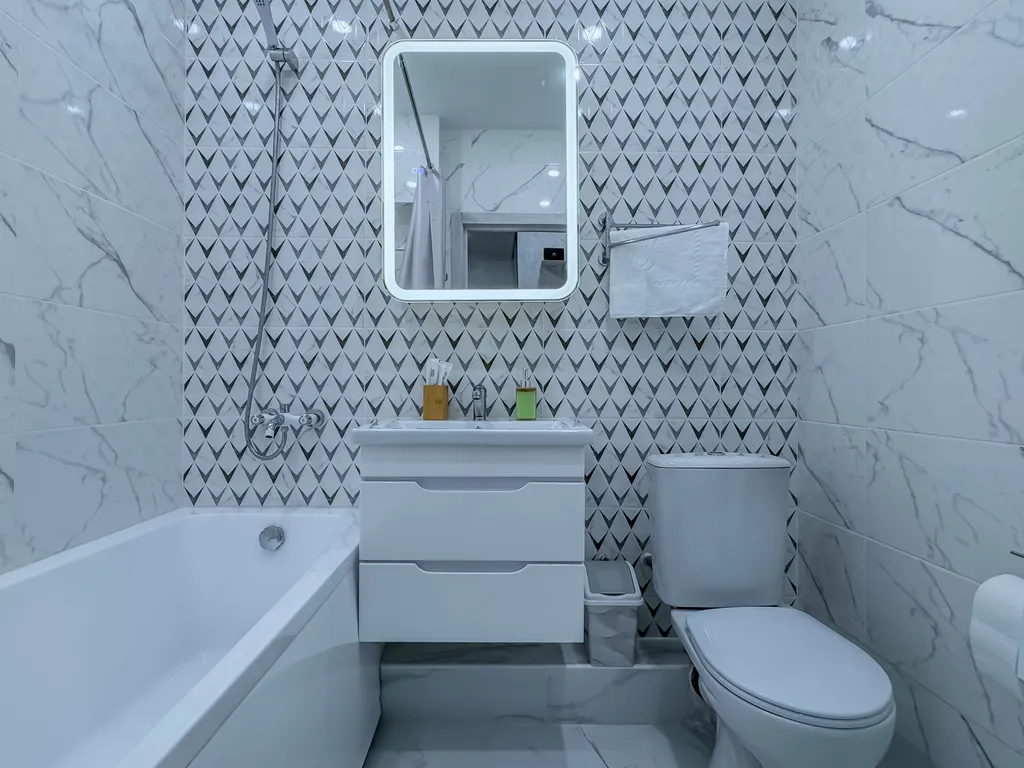 Просторная квартира с кухонной зоной и лоджией